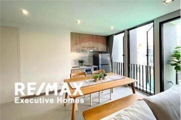 Pet friendly Modern 1 bed 50 Sqm Ruamrudee, BTS Ploenchit