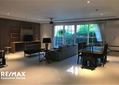 For rent spacious 3+1 bedrooms Wireless Road BTS Ploenchit