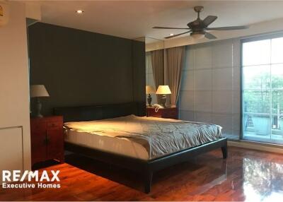 For rent spacious 3+1 bedrooms Wireless Road BTS Ploenchit