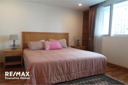 Modern 3+1bed 4bath 3 balconies, pet friendly & fully equipped kitchen in Phrom Phong