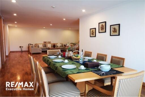 Modern 3+1bed 4bath 3 balconies, pet friendly & fully equipped kitchen in Phrom Phong