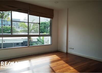 Hot Deal! 2Bed 2Bath with balcony and greenery view for sale at The 49 Plus 2