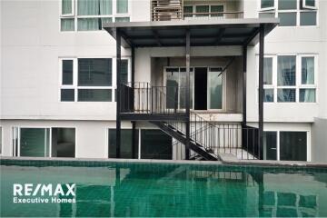 Rare Item! Bareshell duplex condo with a private swimming pool for sale in Nana-Asoke