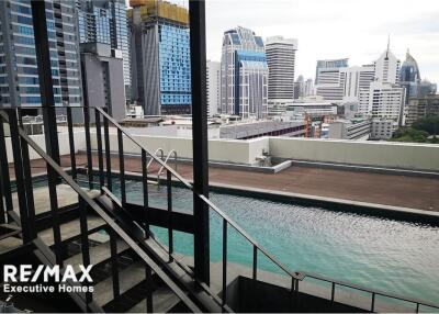 Rare Item! Bareshell duplex condo with a private swimming pool for sale in Nana-Asoke