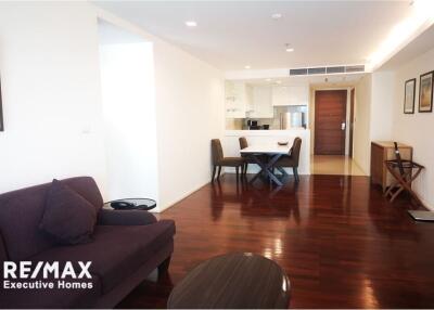 Pet friendly & modern 2 Bed 2 Bath (110 sqm) with balcony for rent in Phrom Phong