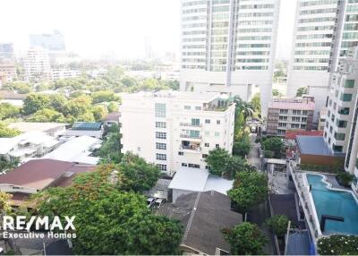 Pet friendly & modern 2 Bed 2 Bath (110 sqm) with balcony for rent in Phrom Phong