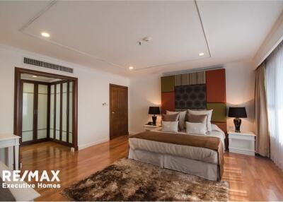 Extraordinary 3-Bed with a gorgeous view of the Bejakitti Lake for rent in Asoke