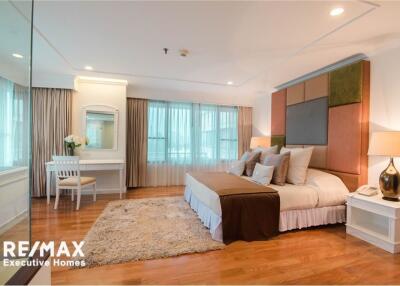 Newly Renovated! Modern 3+1Bed with unblocked view and balcony for rent in Asoke