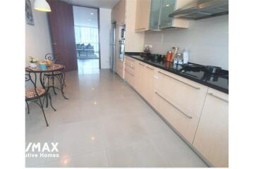 Low-rise Building Sathorn / 4 Bedrooms / For Rent
