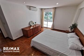 charming pet friendly 2 bedroom Sukhumvit Phromphong