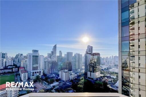 Nice decoreted 2 bedrooms high floor Supalai Premier@Asoke