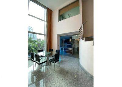 For rent,Apartment, Duplex style, Huge 2 bedrooms, Sukhumvit 71,BTS Phrakanong