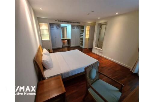 Pet friendly 2 bedrooms apartment in Sathon