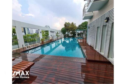 Pet friendly 2 bedrooms apartment in Sathon