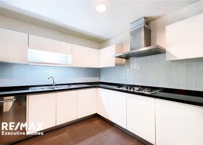 Pet friendly 2 bedrooms with balcony Sukhumvit 55