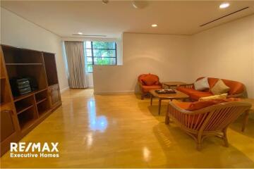 Big terrace 4 bedrooms in private apartment Sathon Soi 1