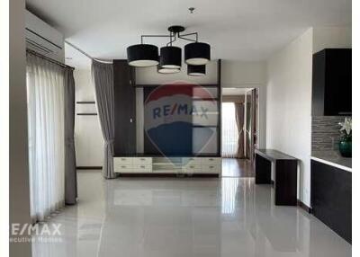 Luxurious Fourwings Residence - Bangkapi