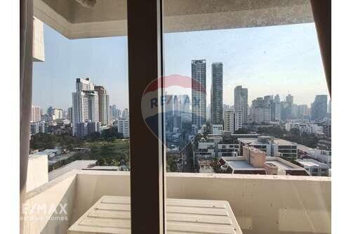 D.S. Tower 2  SUKHUMVIT 39 : BTS Phrom Phong