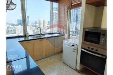 Roomy Apartment in Heart of Thonglor
