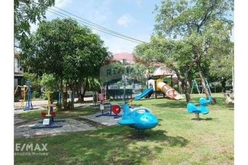 Stunning Sea View Land at Living Lagoon, 93.4 Sq. Wah, Facing the Clubhouse, Only 3.7 Million Baht