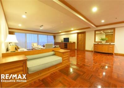 Luxury Residence @Phrom Phong For rent !!