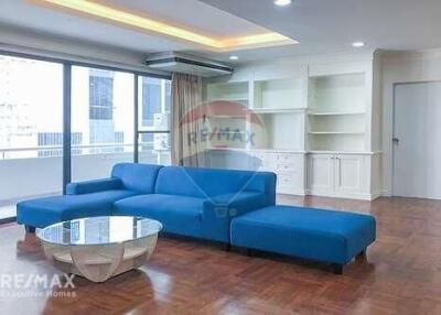 Spacious 2 Bed 2 Bath Condo For Rent at BTS Asoke Le Premier 1 - Don