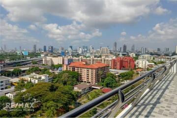 3 bed 2 bath pet friendly Royal Navid tower Rama4