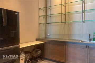 3 bed hight cellin for rent BTS Plonchit