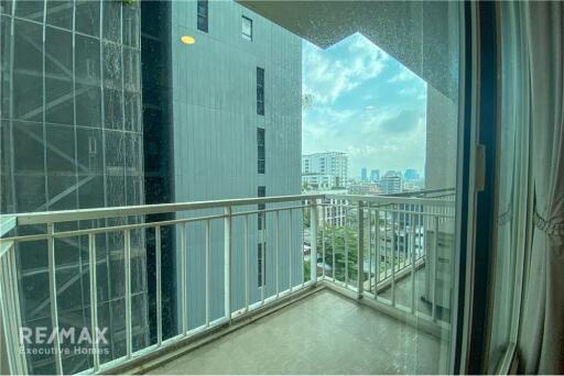 2 bed for rent BTS Ploenchit BTS asoke