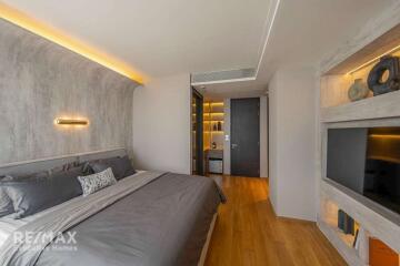 1 Bed Duplex Style luxury room BTS Thonglor Sukhumvit