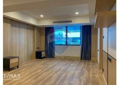 3 bed for rent BTS Phrompong - Sukhumvit