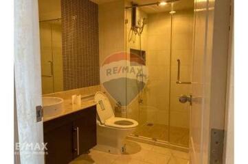 Modern 1 Bed Condo for Sale near BTS Phrompong - Thonglor