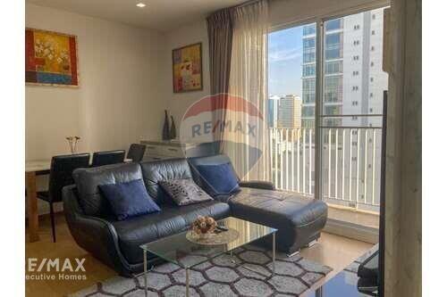 Modern 2 Bed Condo for Sale near BTS Thonglor Station