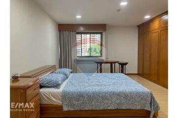 Luxurious 3 Bed Condo for Rent at Liberty Park Sukhumvit 23