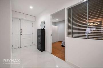 Modern 2 Bed Condo for Sale in Waterford Diamond near BTS Phrom Phong and BTS Thonglor