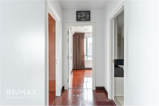 ขายด่วน!! 2Bed Corner Unit Nice Open View