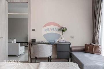 Spacious and Luxurious 3-Bedroom Condo in the Heart of Phromphong