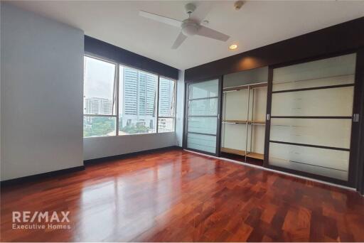 2Beds Condo Phromphong Open View with Balcony