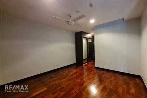 2Beds Condo Phromphong Open View with Balcony