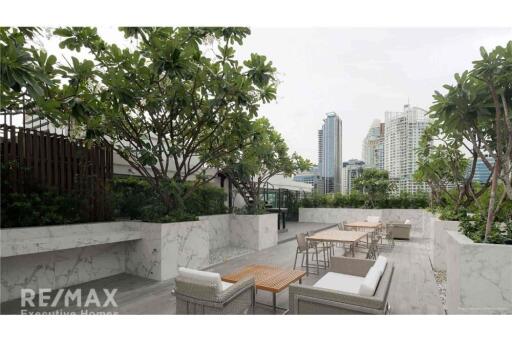 Condo few minutes away from Lumpini Park