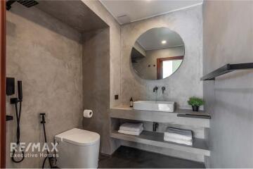 Penthouse 3Beds Renovated Condo Phromphong