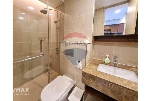 2Bed Condo in Prime Sukhumvit Phromphong