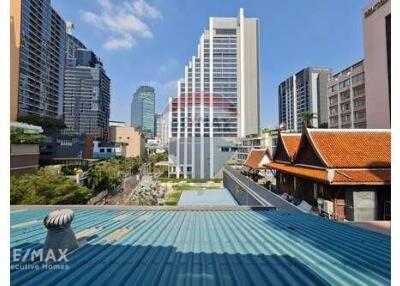 Rare Find! 4+1Bed Pet-Friendly Duplex Penthouse in Phromphong