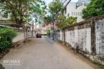 Price Dropped !! Prime Sukhumvit Thonglor Below Market Value!