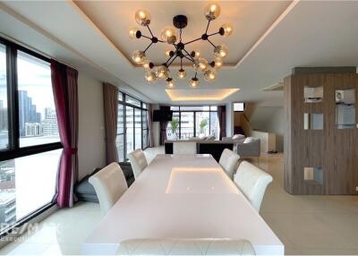 Luxury 3-Bedroom Penthouse near BTS in Thonglo.