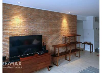 Lovely 2-bedroom in a prime area close to BTS Thonglor.