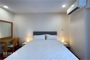 Newly Renovated Pet Friendly 2-bedrooms large balcony with big garden in Thong lor.