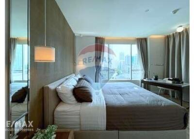 Modern fully furnished home close to Phrom Phong BTS.