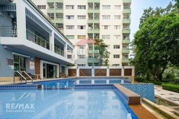 Luxurious 2-Bedroom Condo at Lumpini Ville Sukhumvit 77 - Fully Renovated & For Sale!