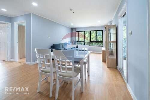 Luxurious 2-Bedroom Condo at Lumpini Ville Sukhumvit 77 - Fully Renovated & For Sale!